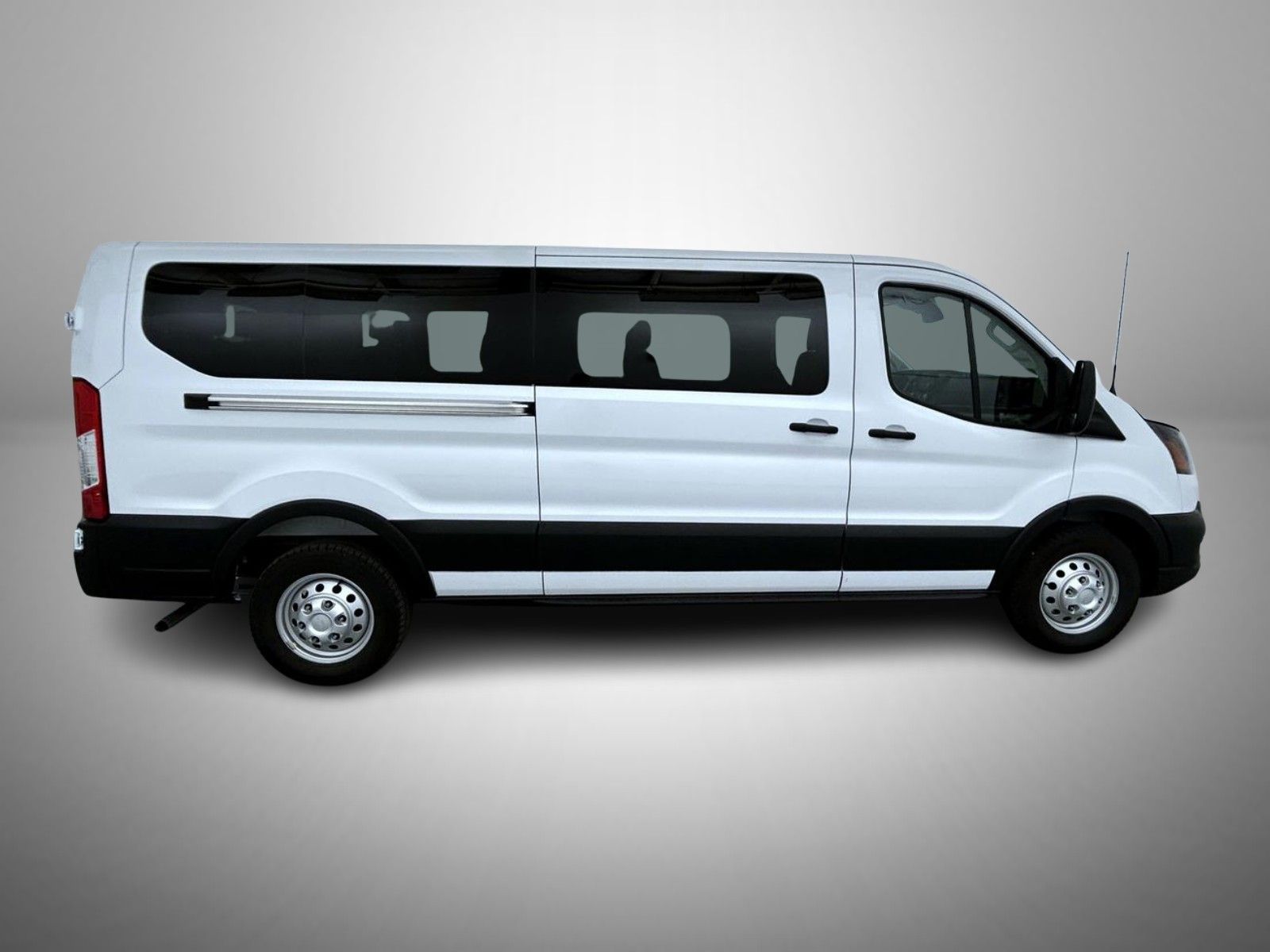 2025 Ford Transit photo 4