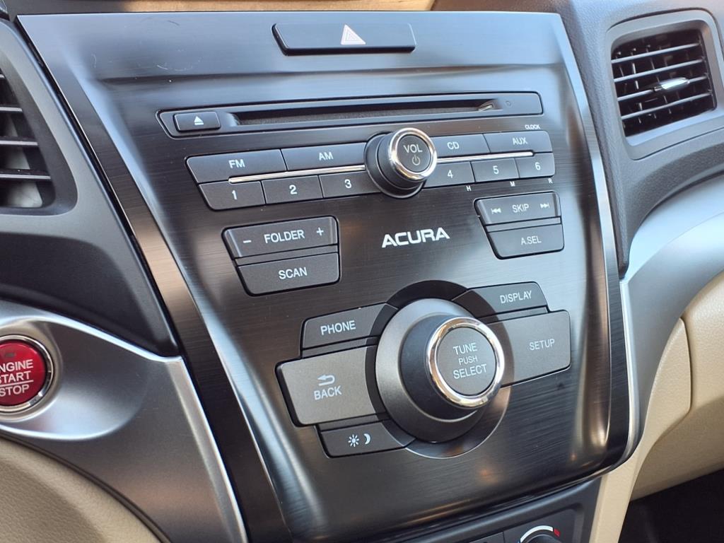 2016 Acura ILX Base Plus photo 11