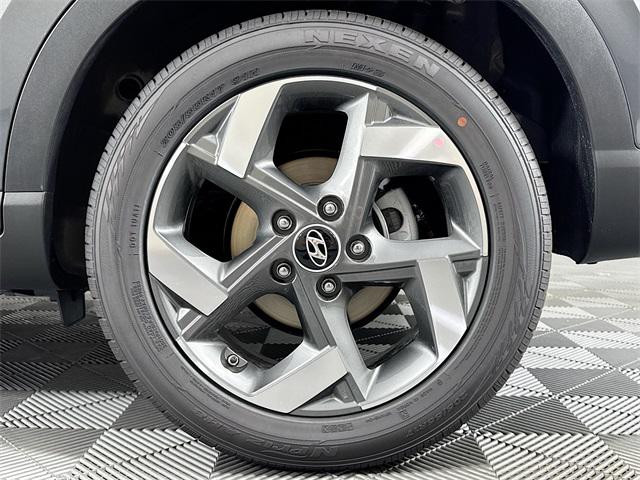 2025 Hyundai Venue SEL photo 34