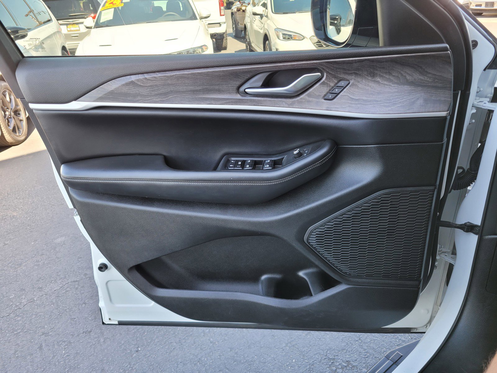 2023 Jeep Grand Cherokee Limited photo 26