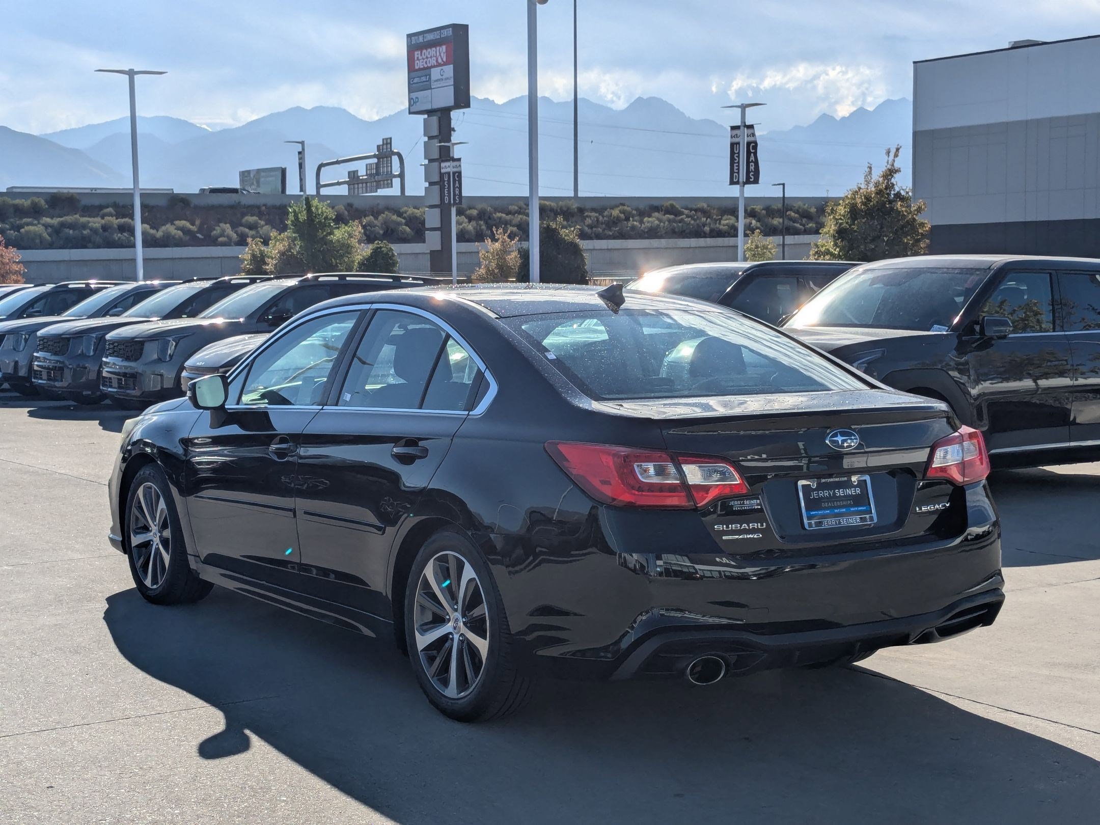 2019 Subaru Legacy Limited photo 2