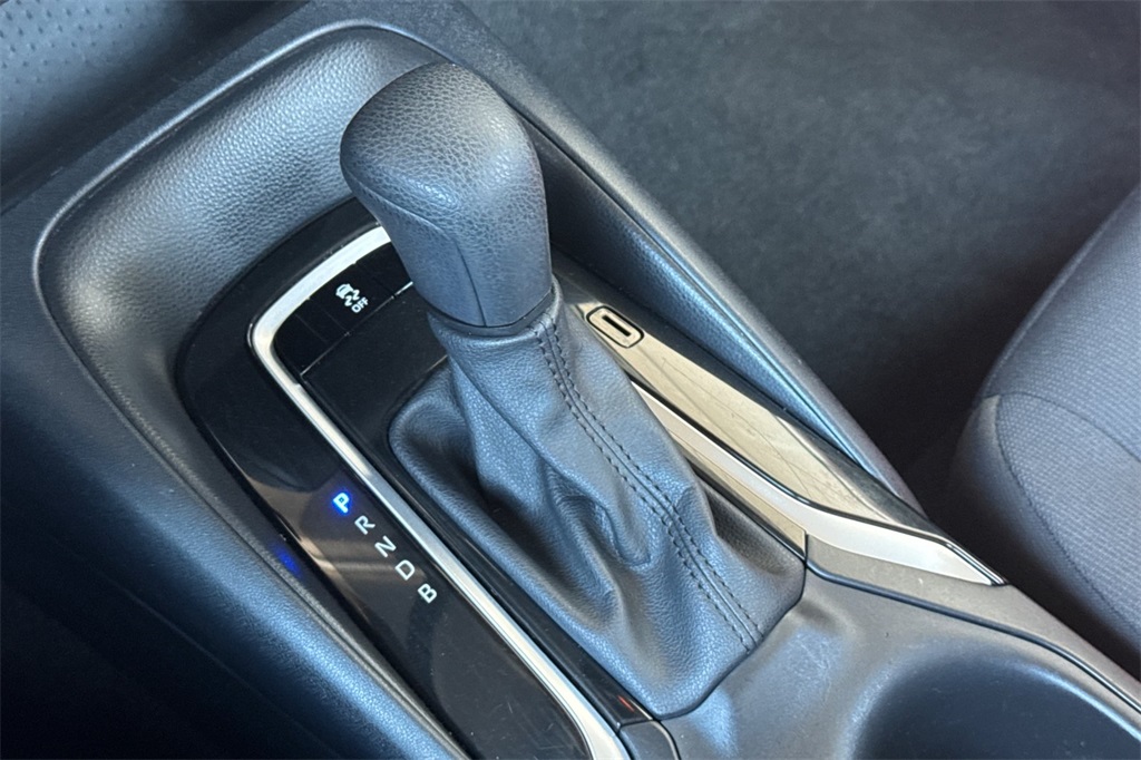 2023 Toyota Corolla LE photo 22