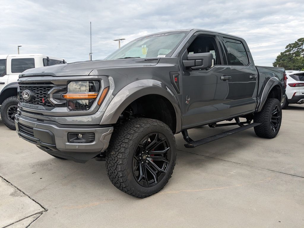 2025 Ford F-150 XLT photo 7