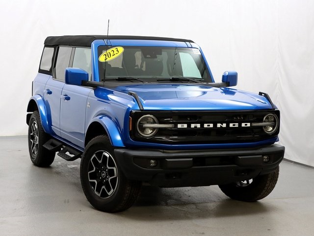 2023 Ford Bronco 4-Door Outer Banks