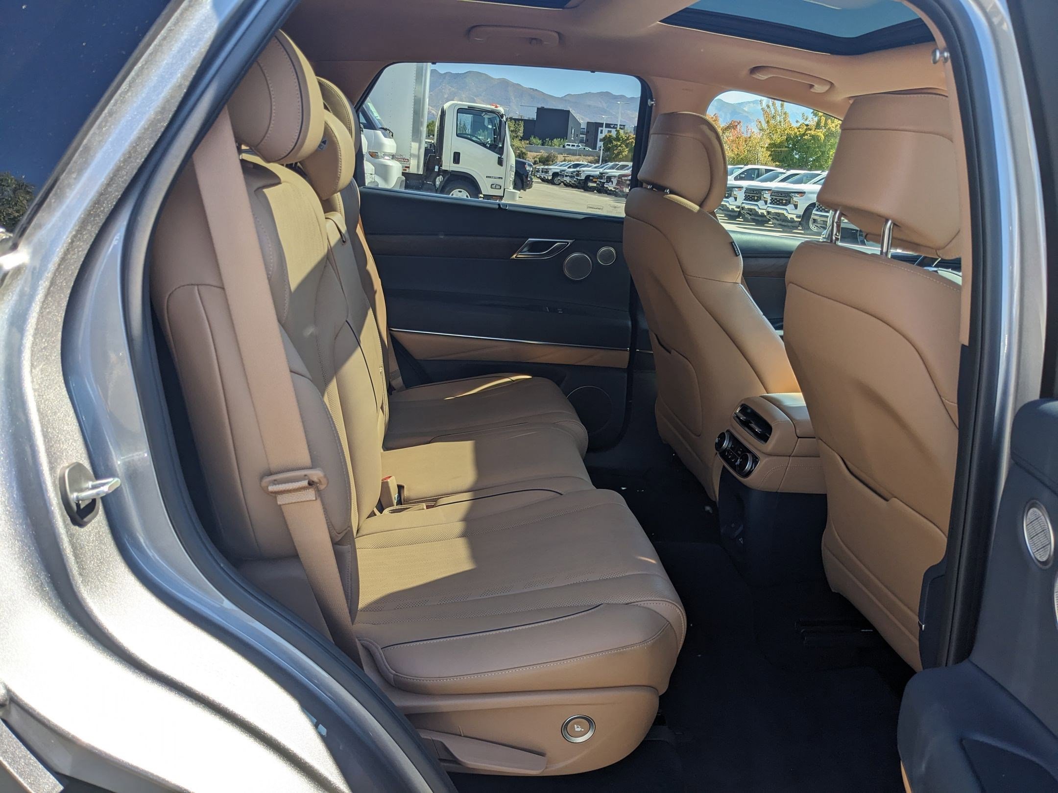 2022 Genesis GV80 Advanced photo 18