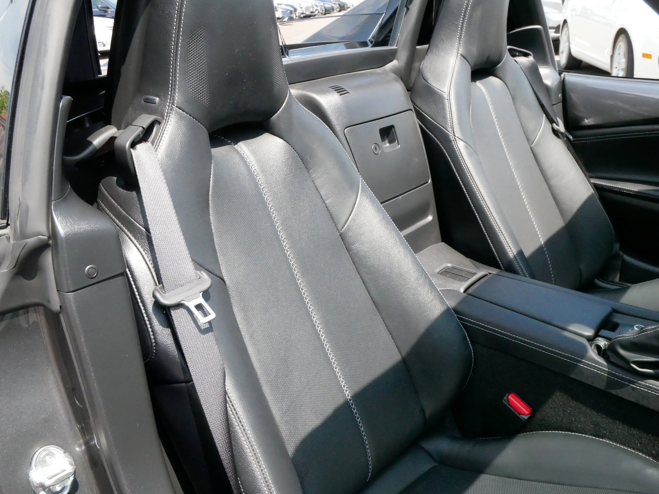 2024 Mazda MX-5 Miata Miata RF Grand Touring photo 13