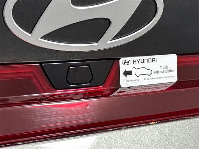 2025 Hyundai Elantra SEL Sport photo 29