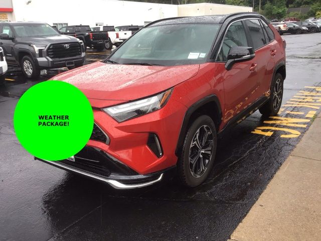 2025 Toyota RAV4 XSE's photo