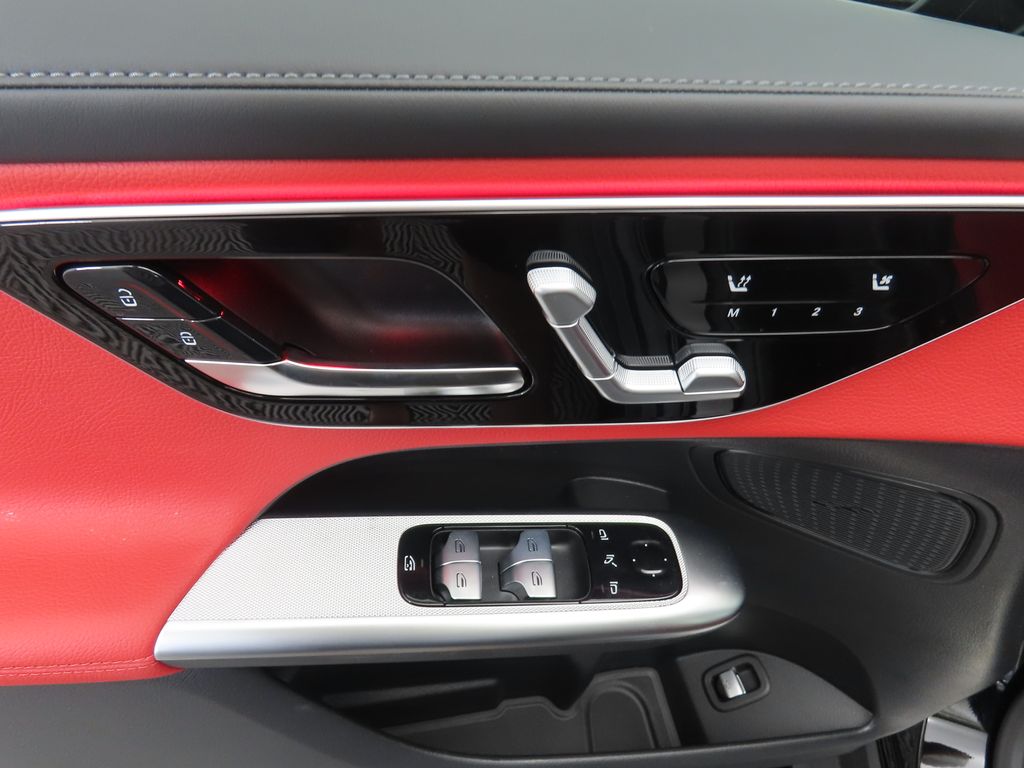 2026 Mercedes Benz GLC 43 AMG 4MATIC photo 20