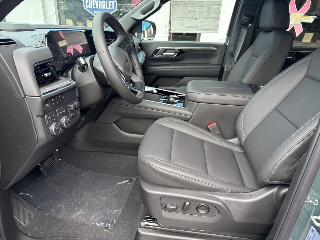 2025 Chevrolet Tahoe Z71 photo 17