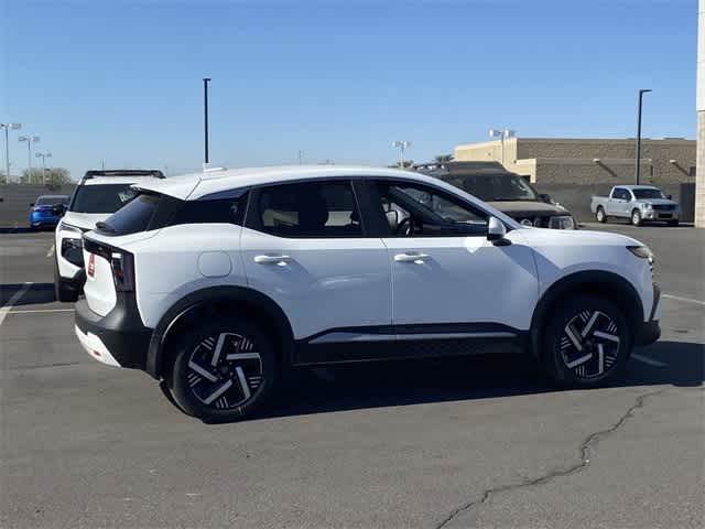 2025 Nissan Kicks SV photo 5