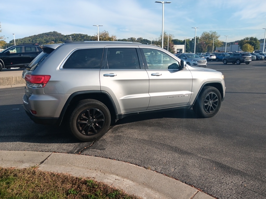 2014 Jeep Grand Cherokee Limited photo 2