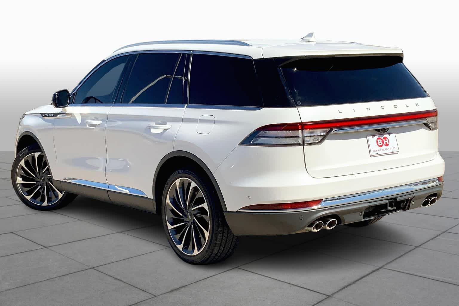 2020 Lincoln Aviator Reserve photo 10