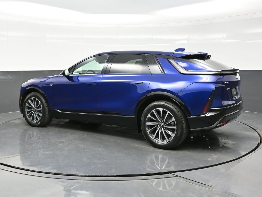 2026 Cadillac Lyriq Sport photo 3