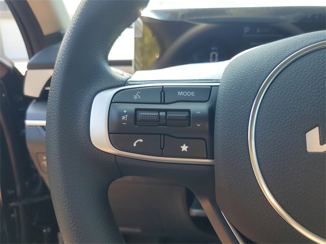 2026 Kia K5 LXS photo 15