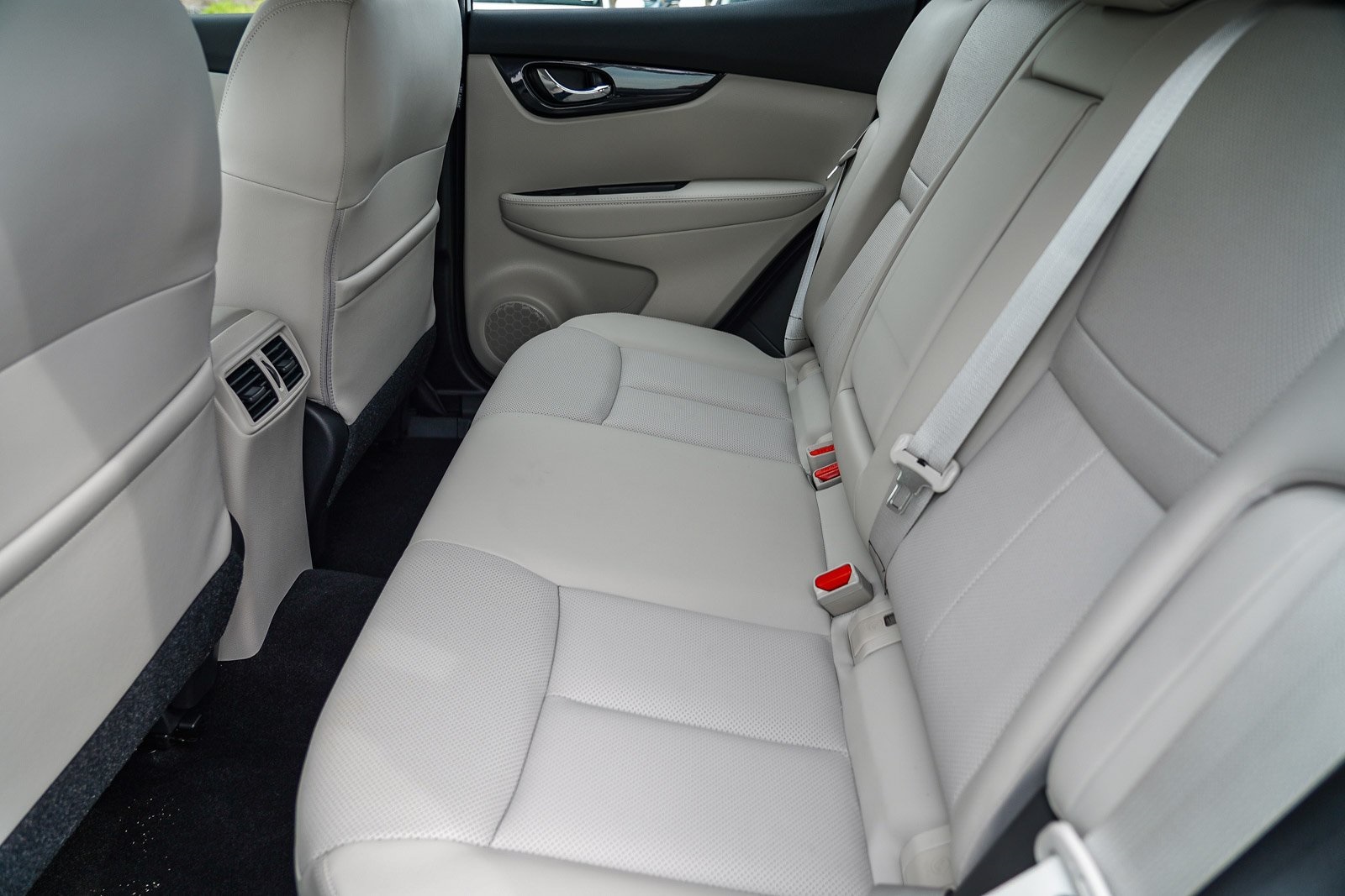 2022 Nissan Rogue Sport SL photo 14