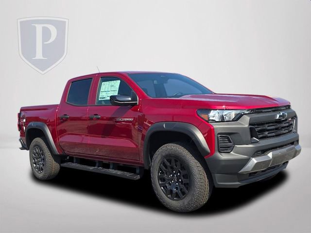 2026 Chevrolet Colorado Trail Boss photo 2
