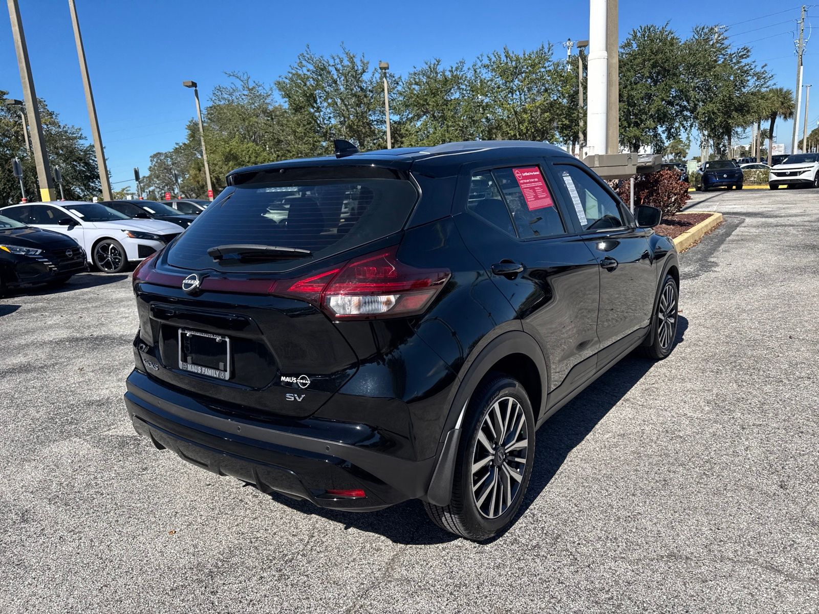 2024 Nissan Kicks SV photo 4