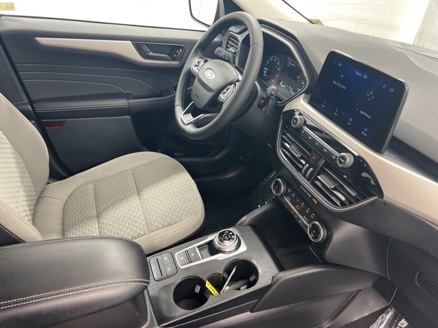 2022 Ford Escape SE photo 25