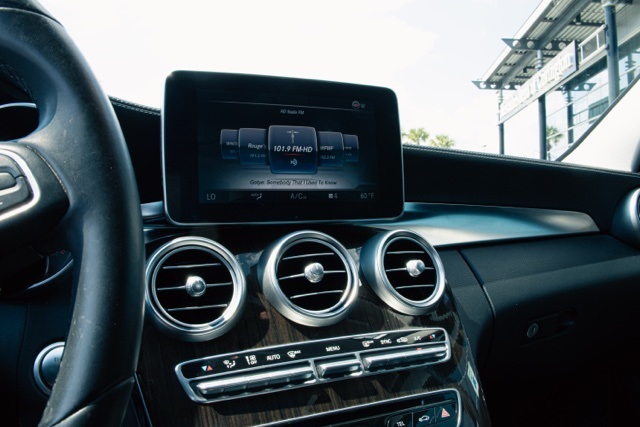 2015 Mercedes Benz C 300 4MATIC photo 10