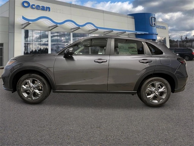 2026 Honda HR-V LX photo 2