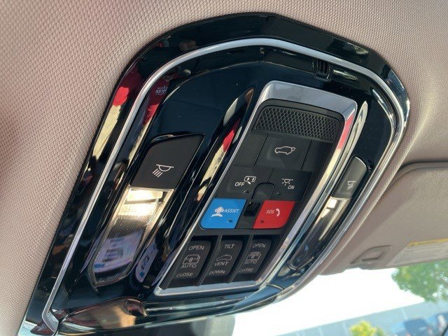 2022 Jeep Grand Cherokee Summit photo 22