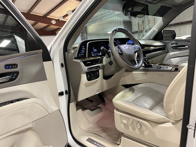 2022 Cadillac Escalade ESV Sport Platinum photo 9