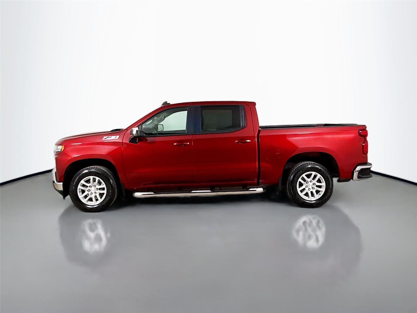 2019 Chevrolet Silverado 1500 LT photo 3