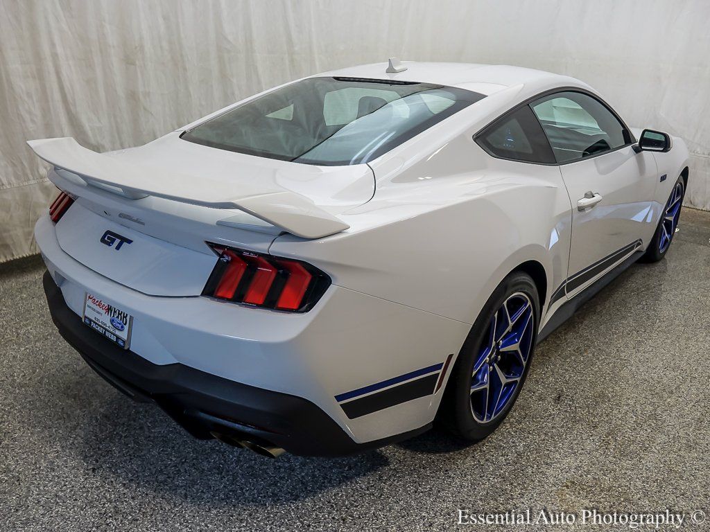 2024 FORD MUSTANG - Image 8
