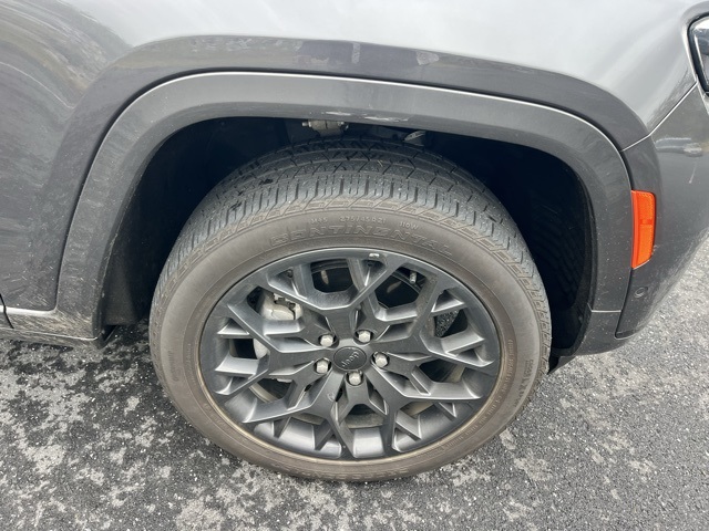 2024 Jeep Grand Cherokee L Summit photo 10
