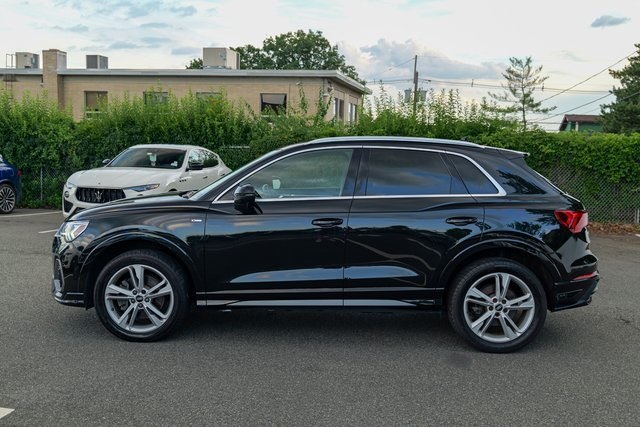 2022 Audi Q3 Premium Plus S line photo 4