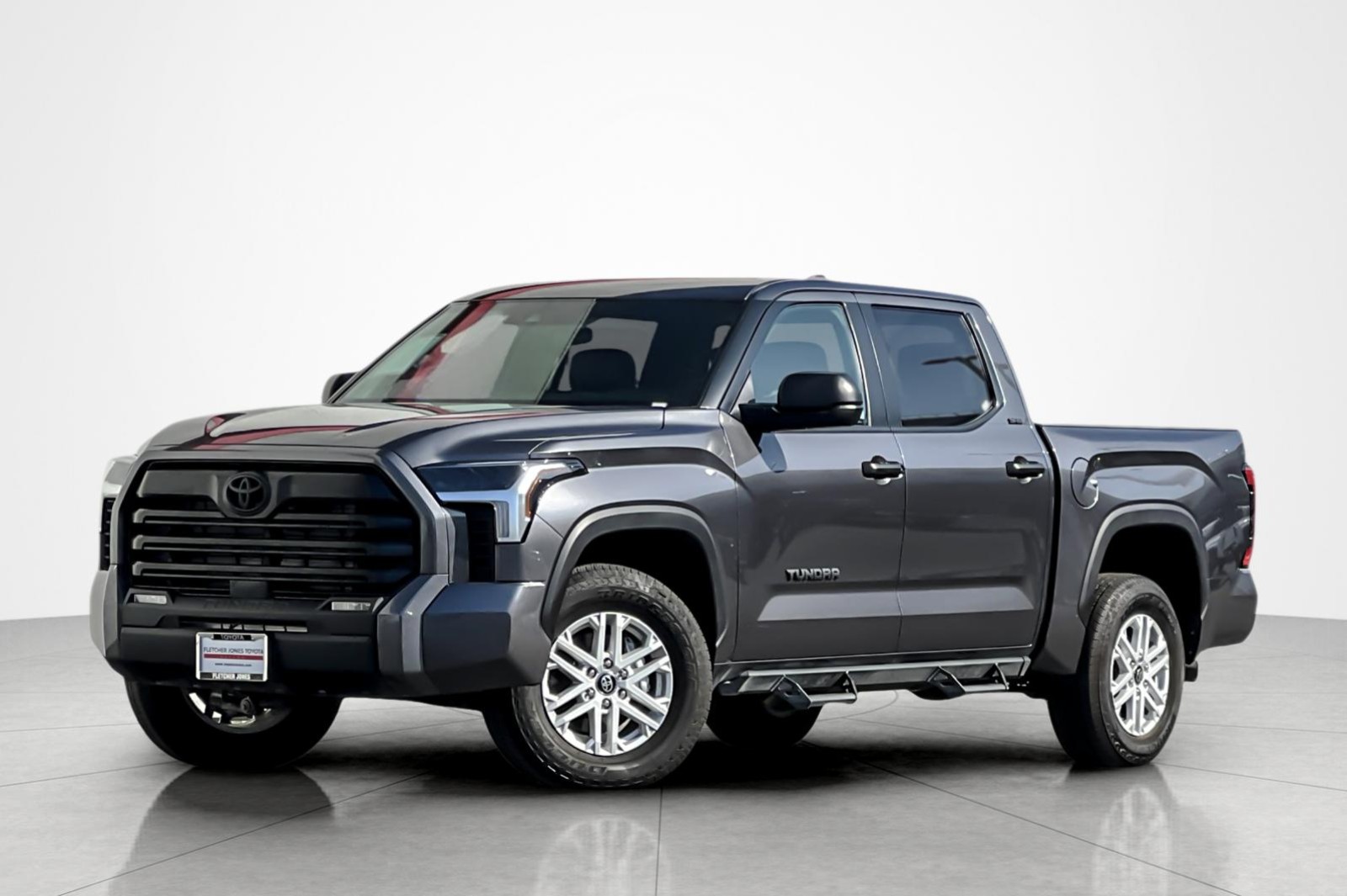 2025 Toyota Tundra SR5's photo