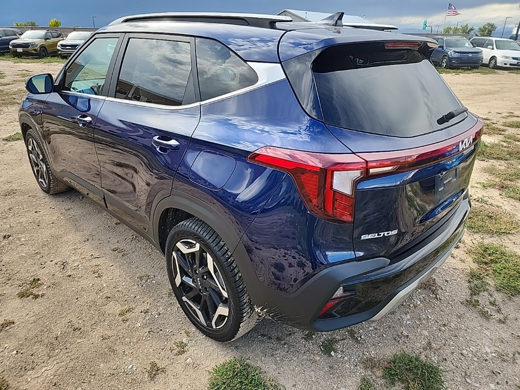 2024 Kia Seltos SX photo 2