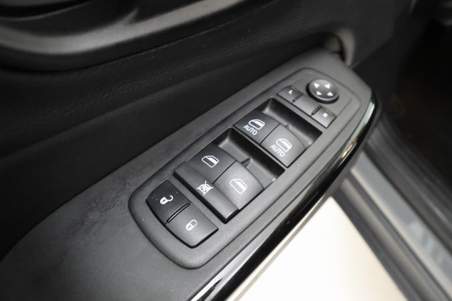 2023 Jeep Cherokee Altitude Lux photo 6
