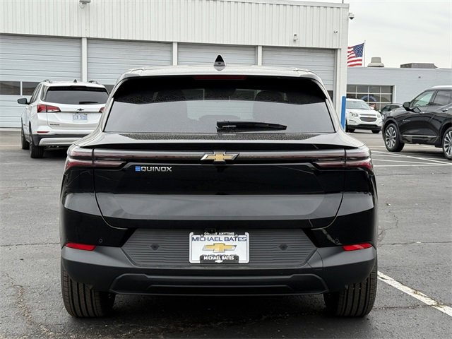 2026 Chevrolet Equinox EV 1LT photo 2