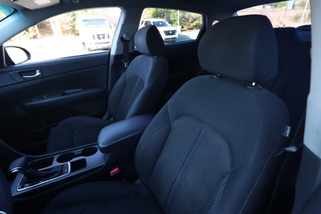 2020 Kia Optima LX photo 14