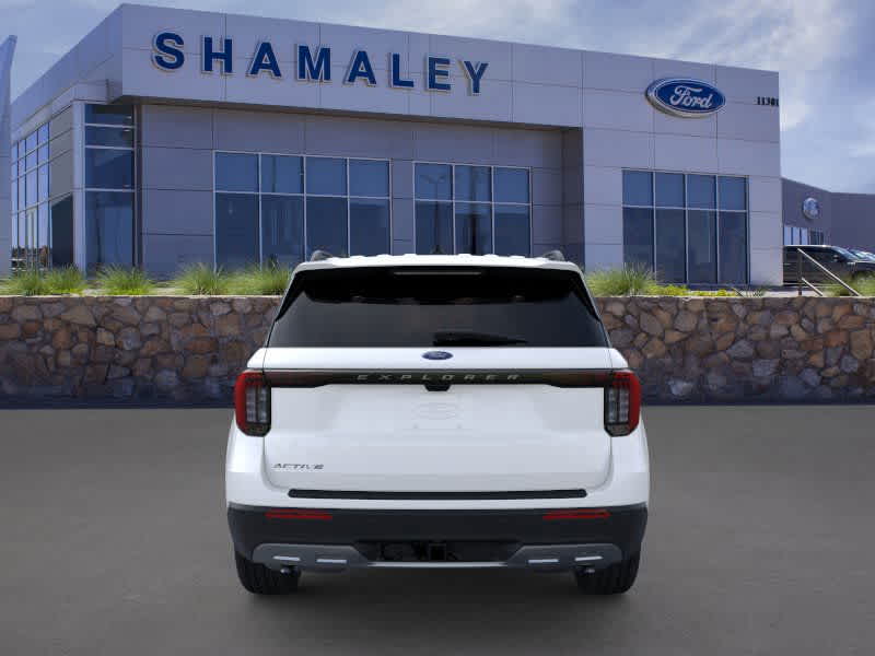 2025 Ford Explorer photo 5