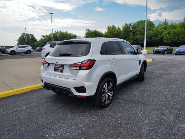 2025 Mitsubishi Outlander Sport ES photo 6