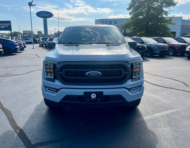 2023 Ford F-150 XLT photo 3