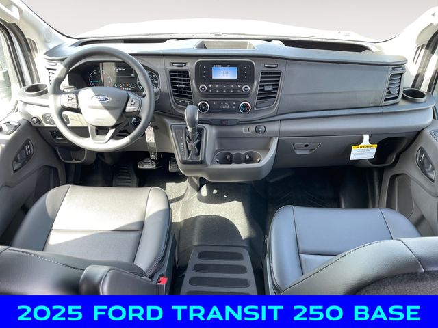 2025 Ford Transit photo 5