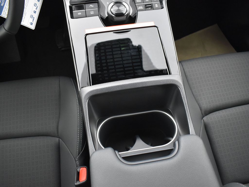 2025 Subaru Solterra Touring photo 20