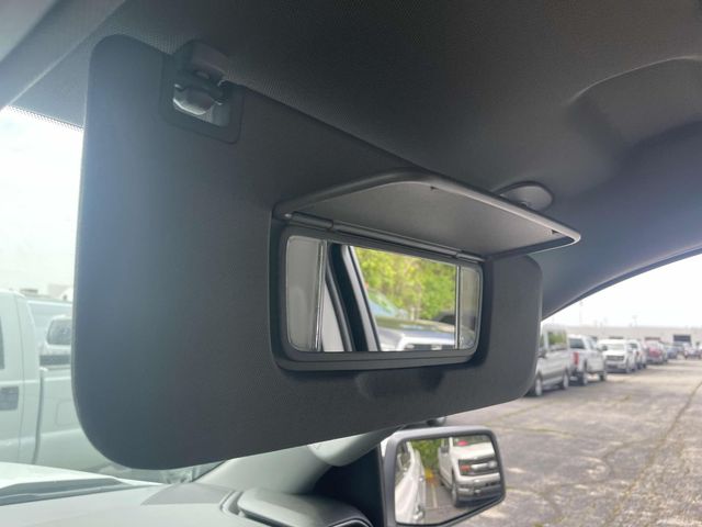 2025 Gmc Sierra 1500 SLT photo 32