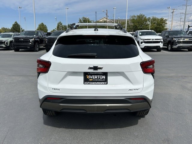 2026 Chevrolet Trax ACTIV photo 2