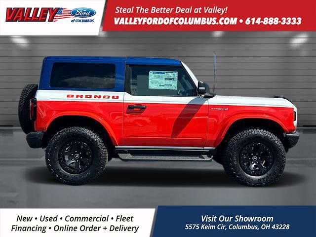 2025 Ford Bronco First Edition photo 4