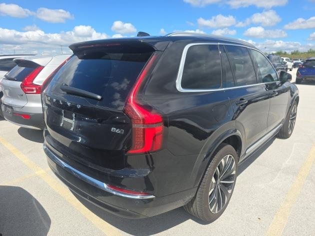 2025 Volvo XC90 Plus photo 4
