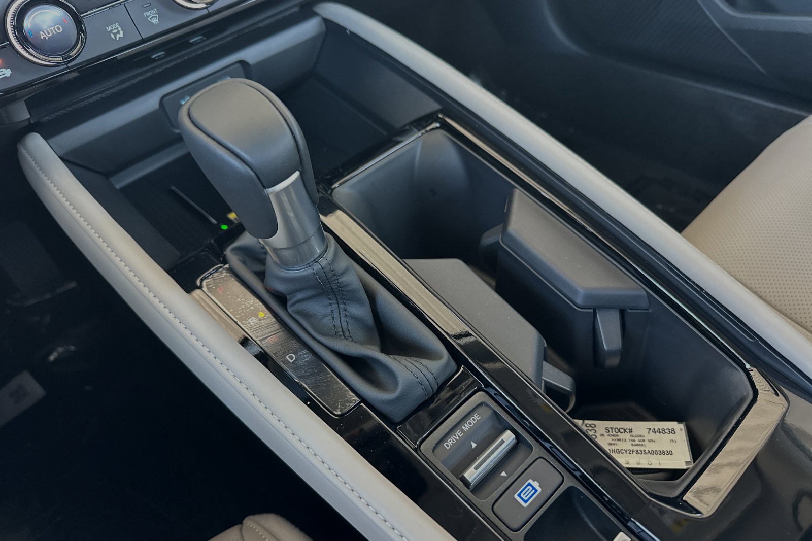 2025 Honda Accord Hybrid Touring photo 24