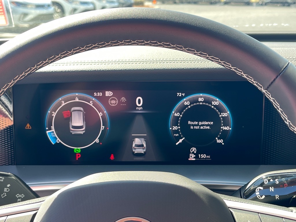 2025 Volkswagen Tiguan SE photo 3