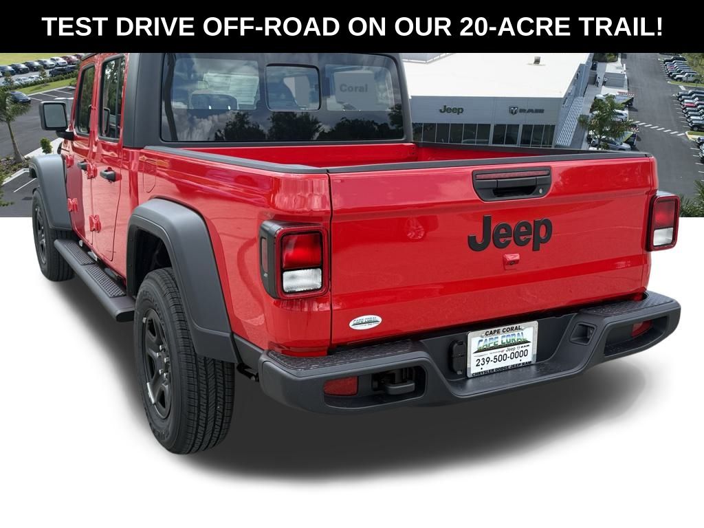 2025 Jeep Gladiator Sport photo 6