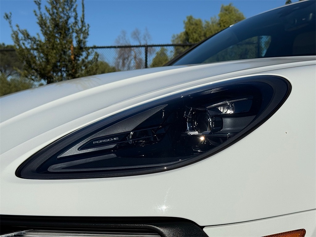 2024 Porsche Macan S photo 5