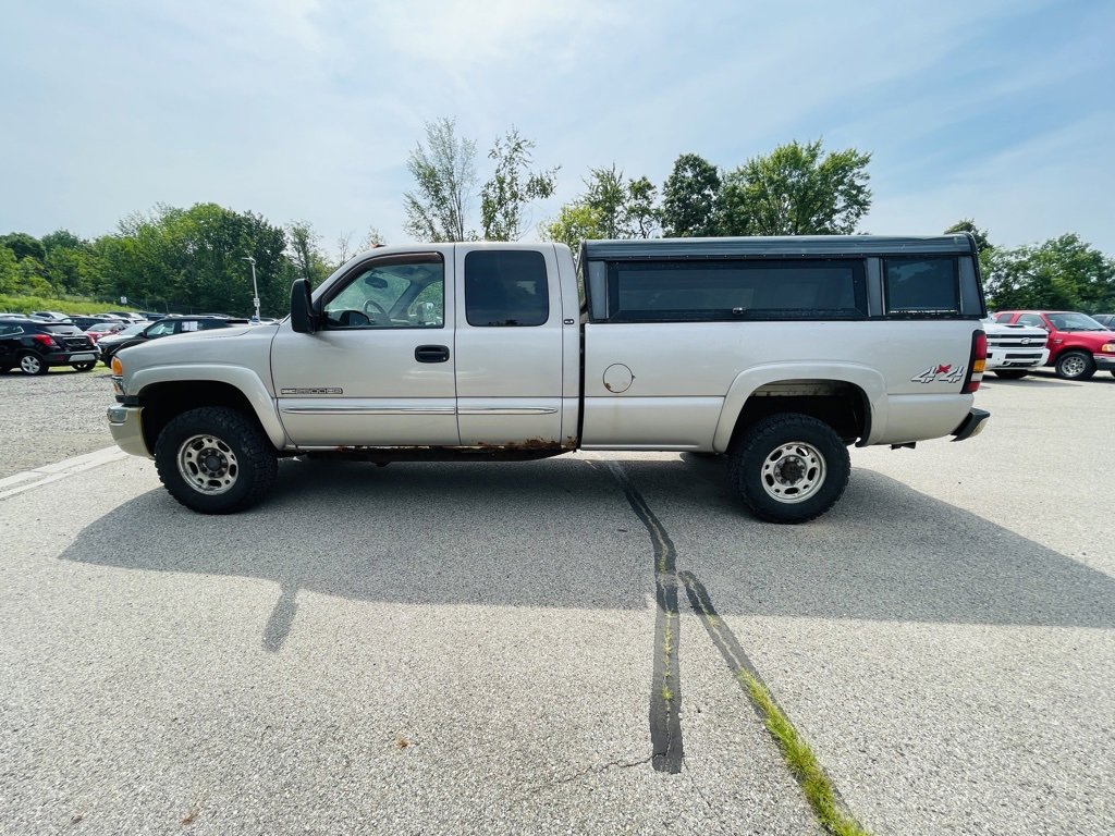 Used 2006 GMC Sierra 2500HD SLE with VIN 1GTHK29U56E244625 for sale in Howell, MI